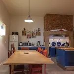 Lounge Hostel *