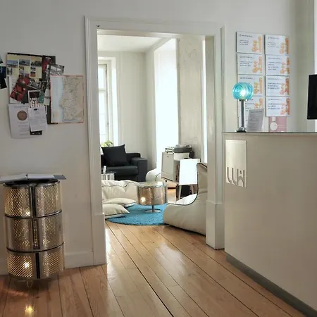 Lounge Hostel *